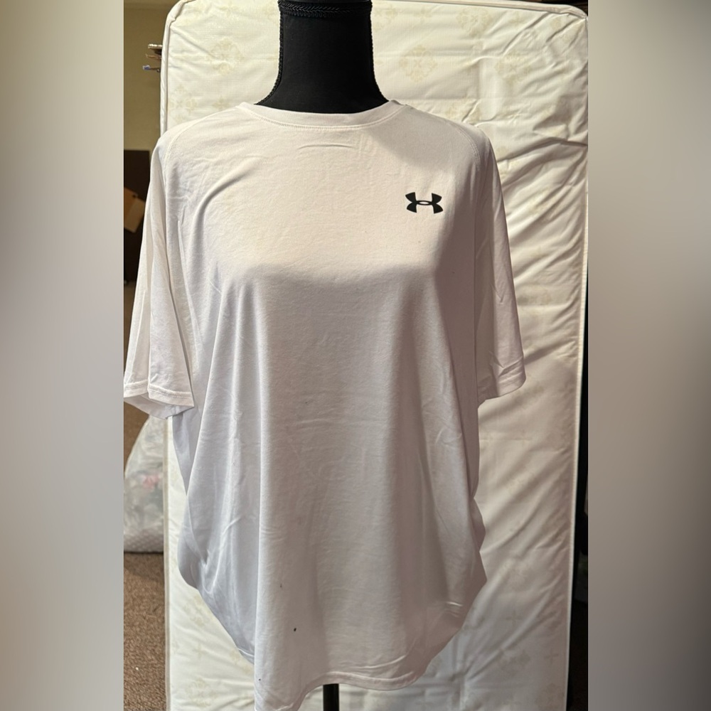 Women’s Under Armor White T-shirt
